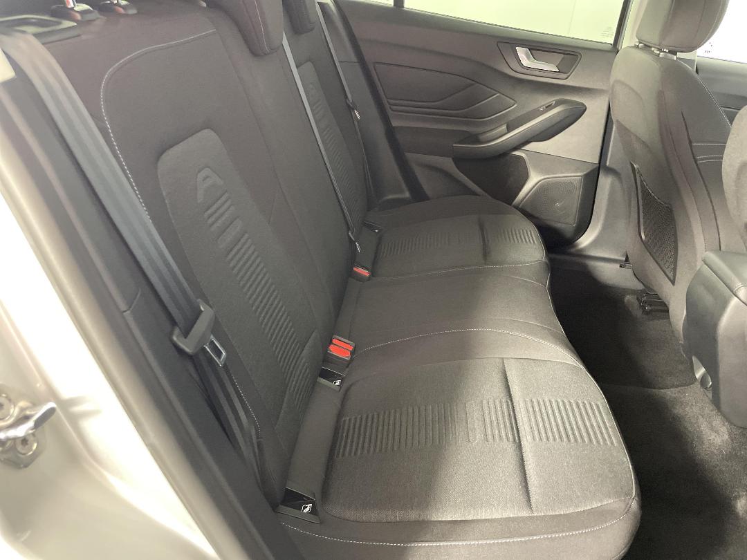 Photo '20' of Ford Focus