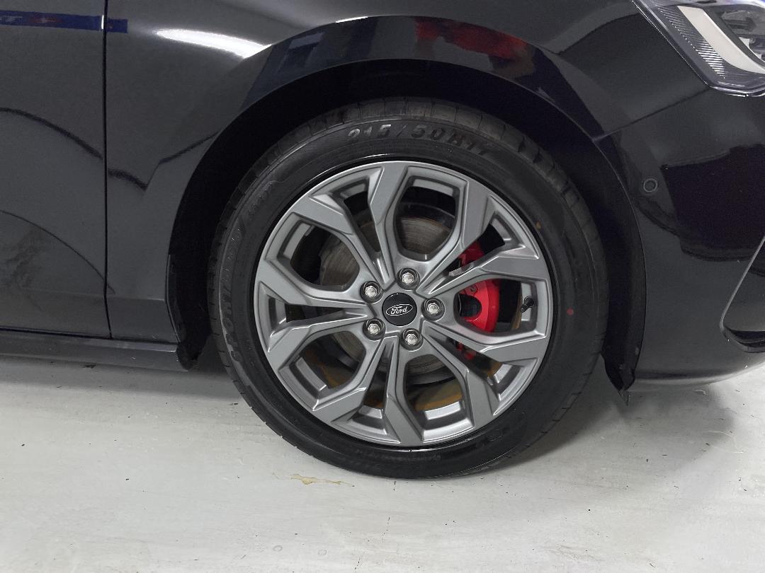 Photo '9' of Ford Focus