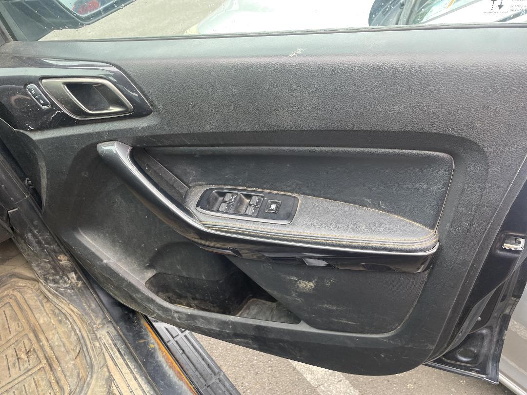 Photo '13' of Ford Ranger Wildtrak