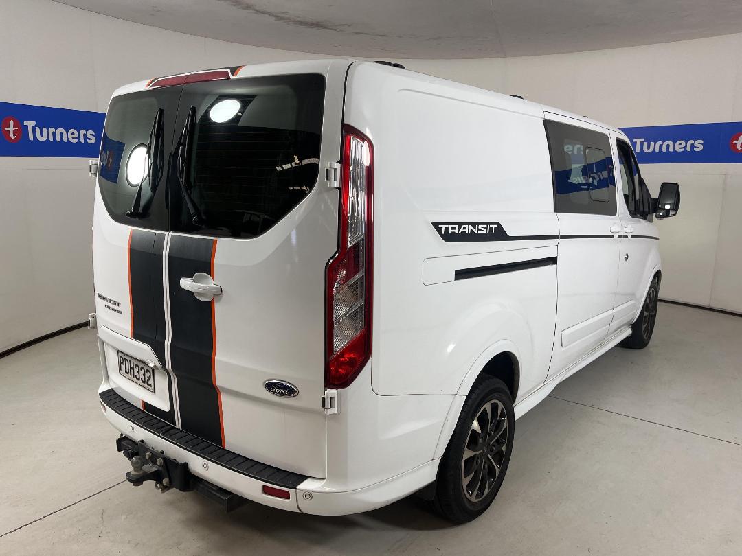 Photo '7' of Ford Transit