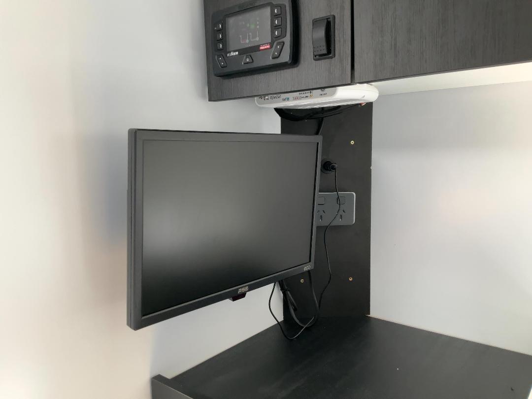 Photo '26' of Fuso Fighter FK62FLY1Rfal Horse Truck