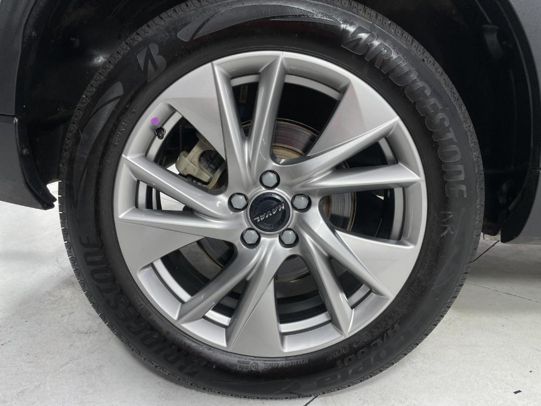 Photo '12' of Haval H6