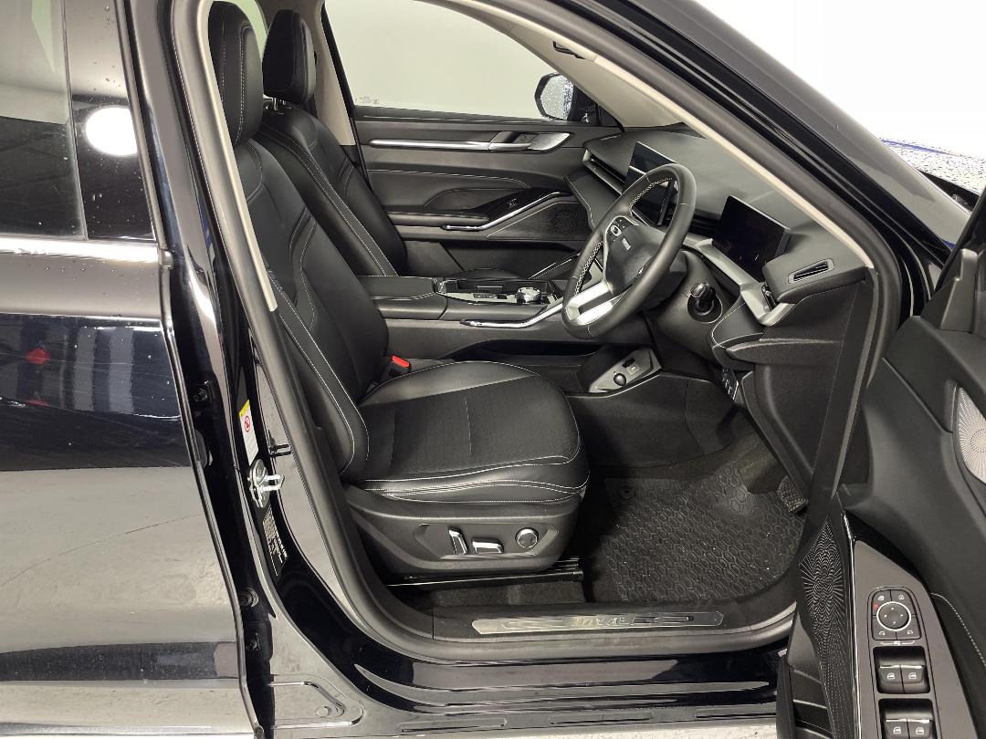 Photo '16' of Haval H6 Photo '16' of Haval H6