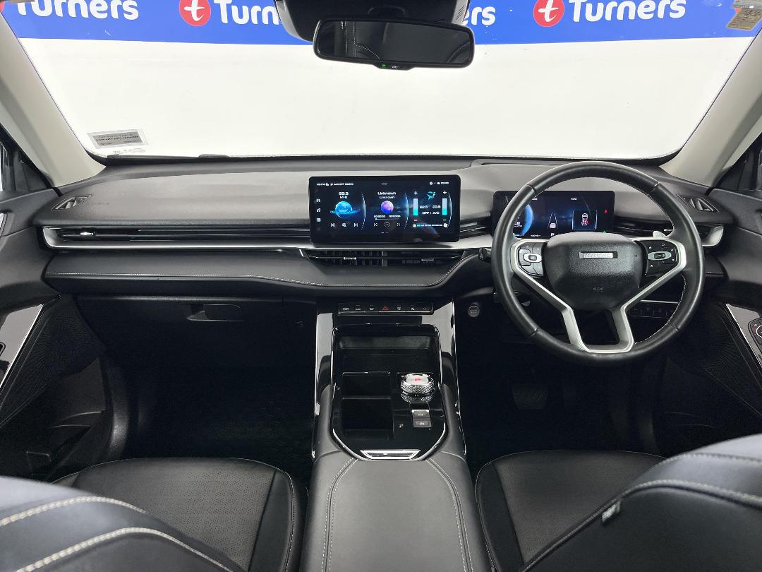 Photo '17' of Haval H6