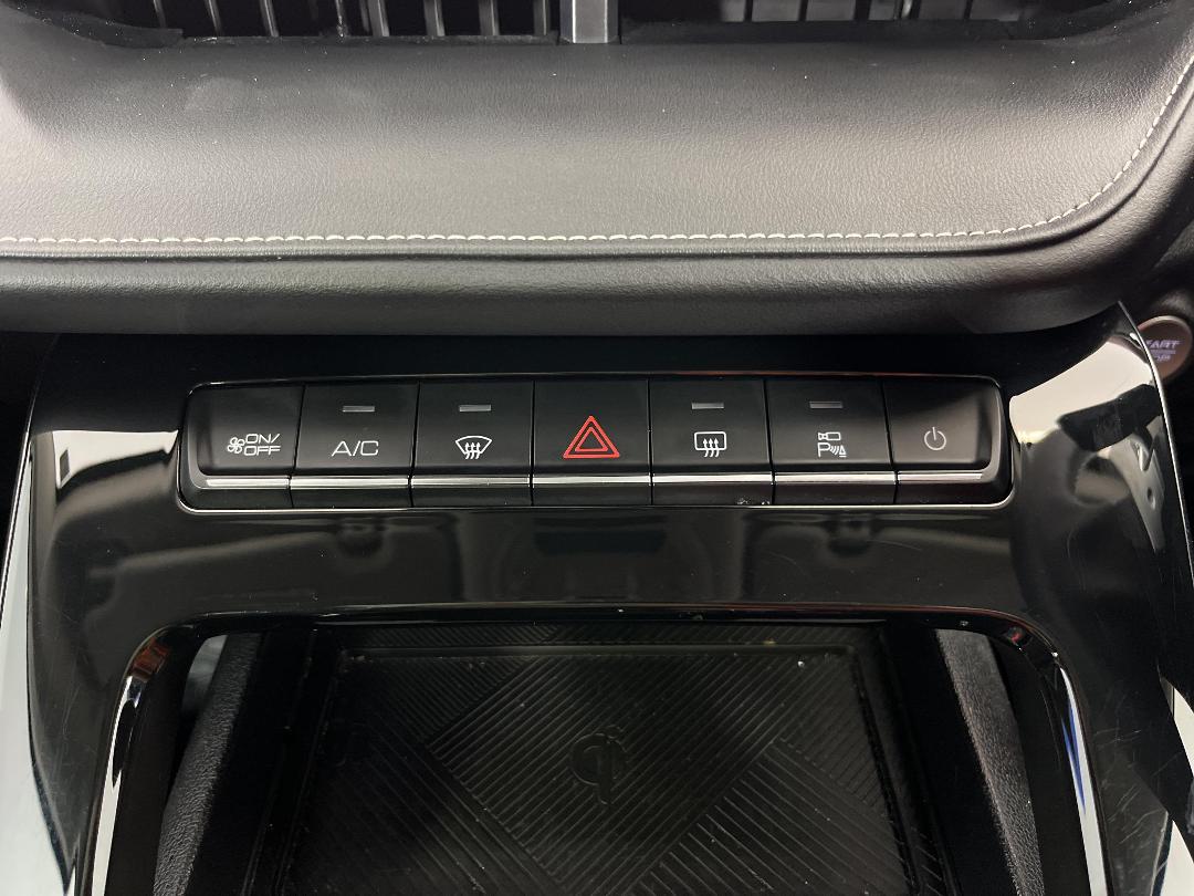 Photo '30' of Haval H6