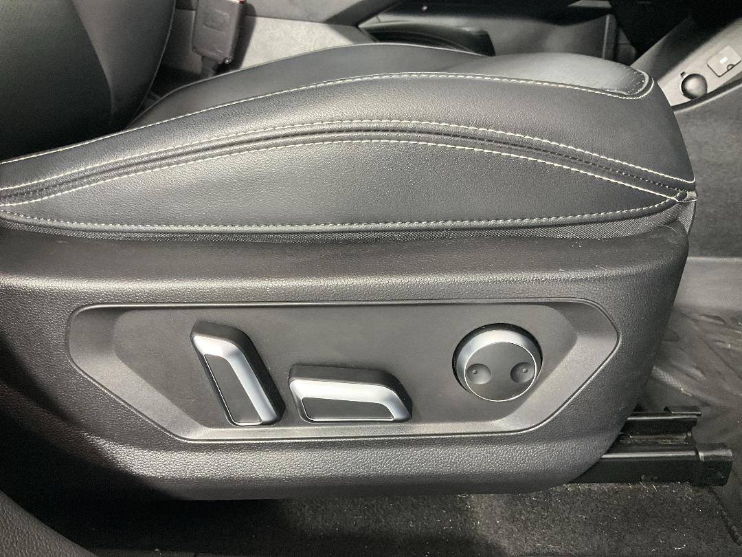 Photo '35' of Haval H6 Photo '35' of Haval H6