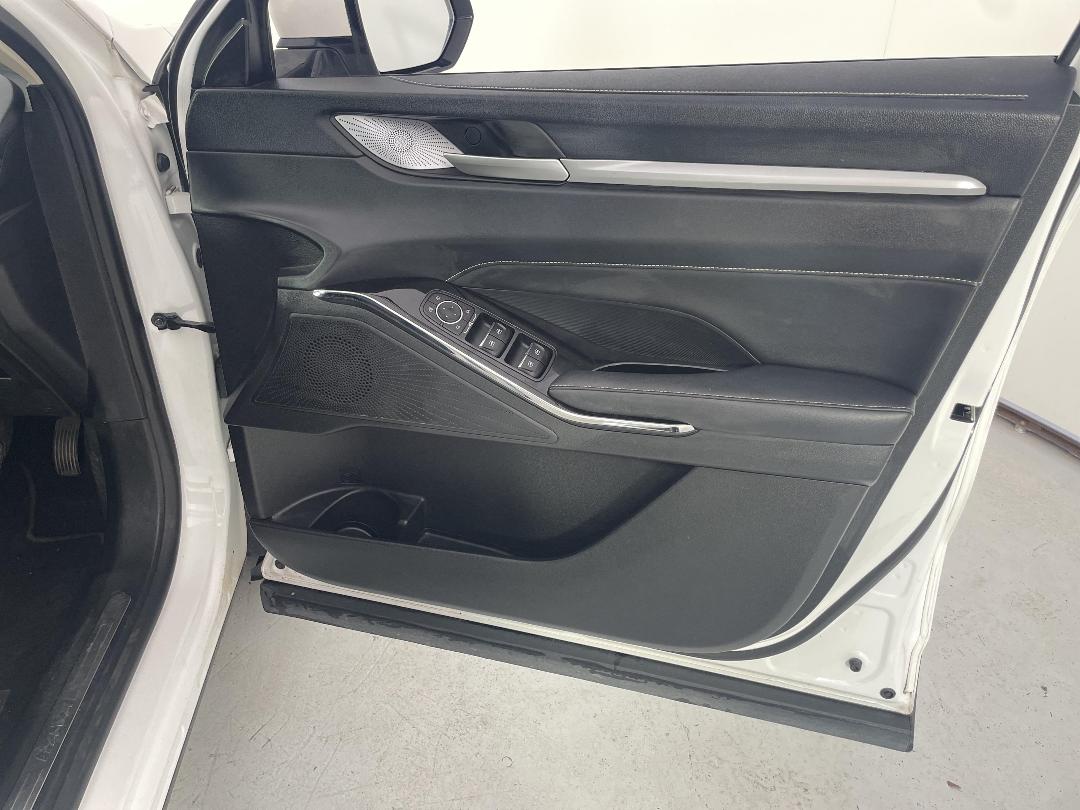 Photo '15' of Haval H6 Photo '15' of Haval H6