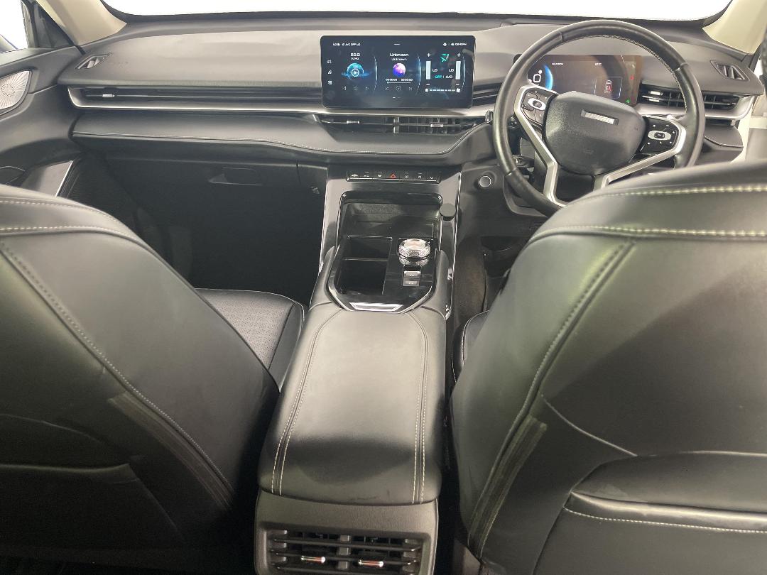 Photo '17' of Haval H6 Photo '17' of Haval H6