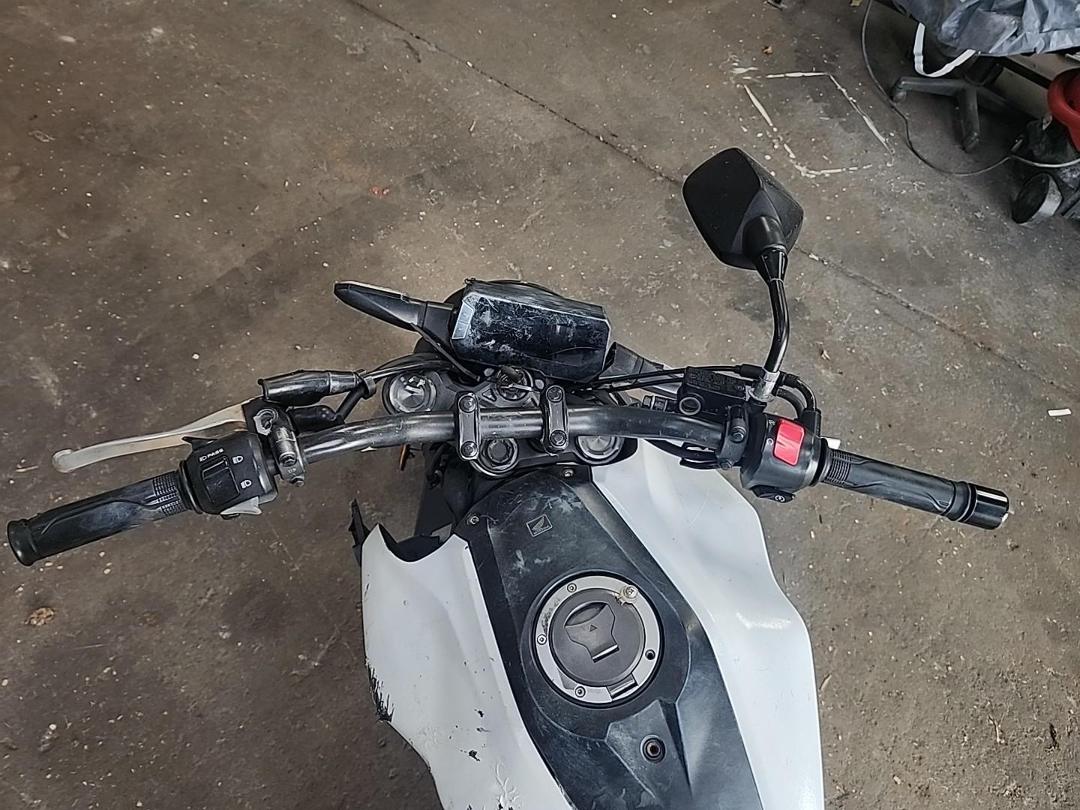 Photo '7' of Honda CB 300RA Photo '7' of Honda CB 300RA