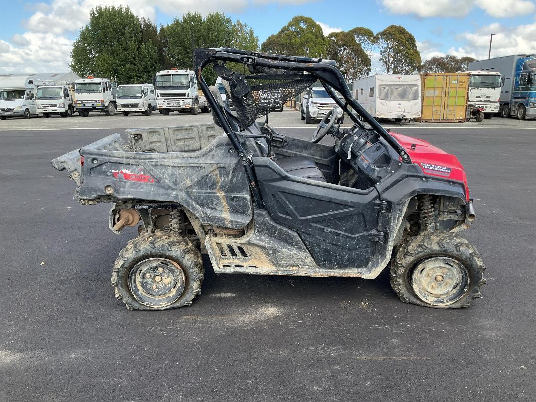 Photo '2' of Honda Pioneer 1000