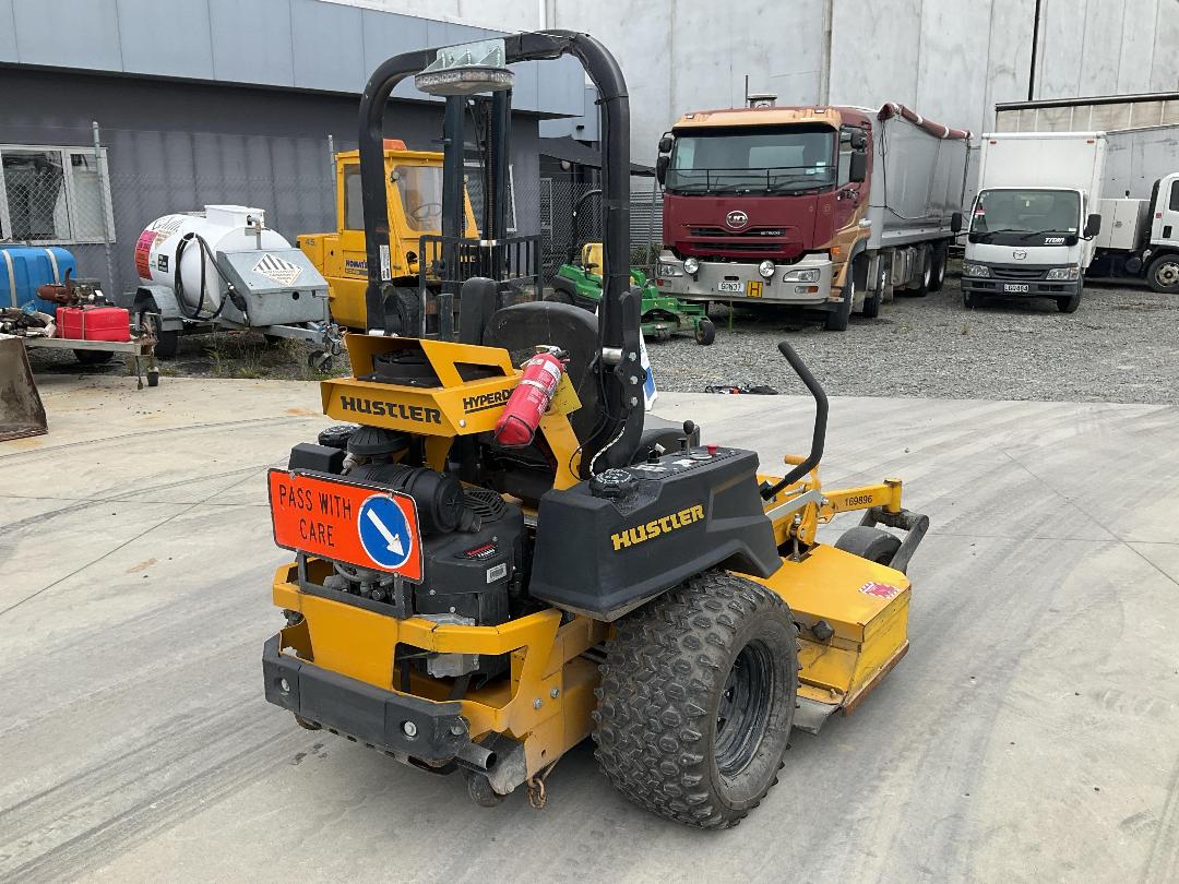 Photo '5' of Hustler HyperDrive Super Z 60" 914336EX Ride On Mower Photo '5' of Hustler HyperDrive Super Z 60" 914336EX Ride On Mower