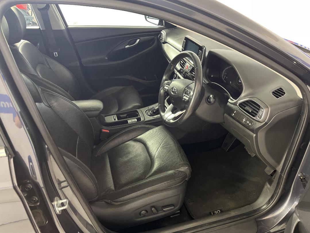 Photo '16' of Hyundai I30