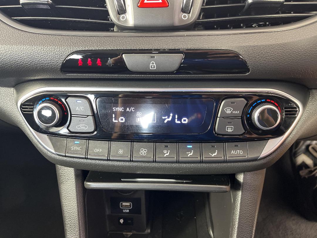 Photo '28' of Hyundai I30