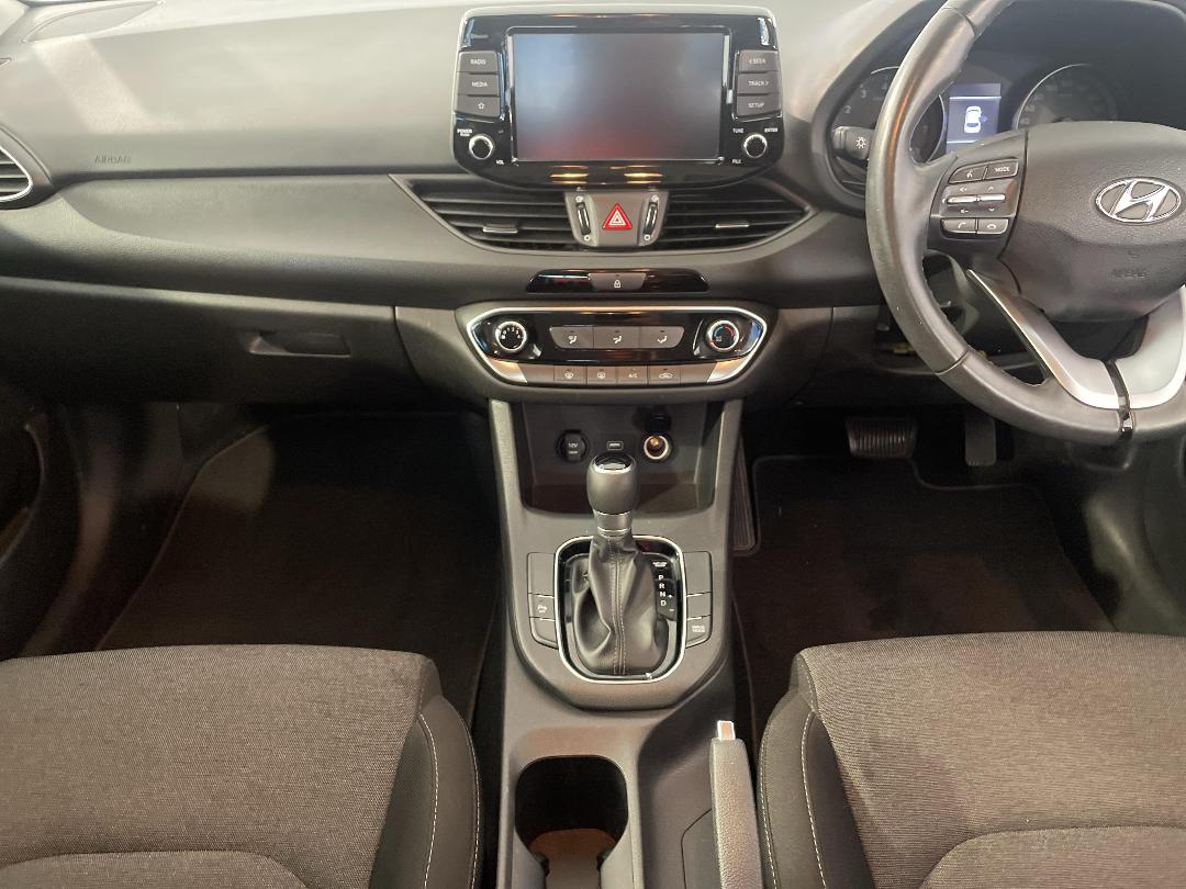 Photo '18' of Hyundai I30