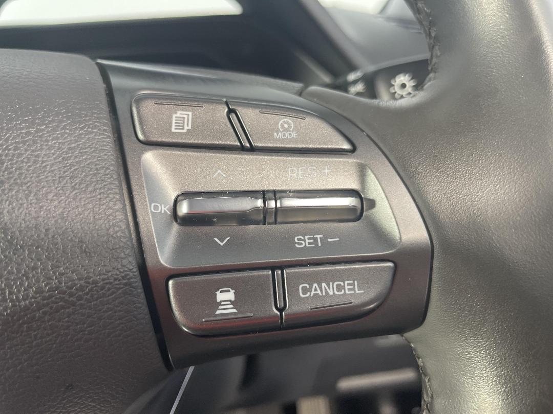 Photo '27' of Hyundai Ioniq Photo '27' of Hyundai Ioniq