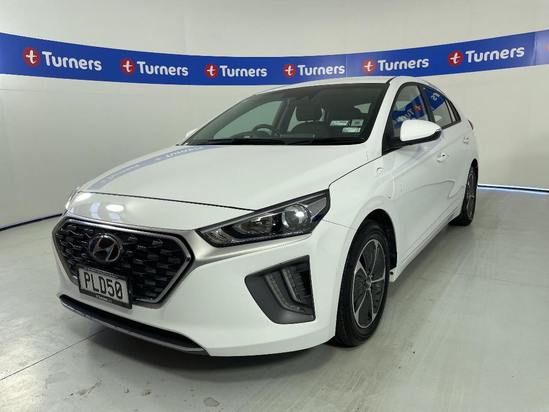 Photo '4' of Hyundai Ioniq Photo '4' of Hyundai Ioniq