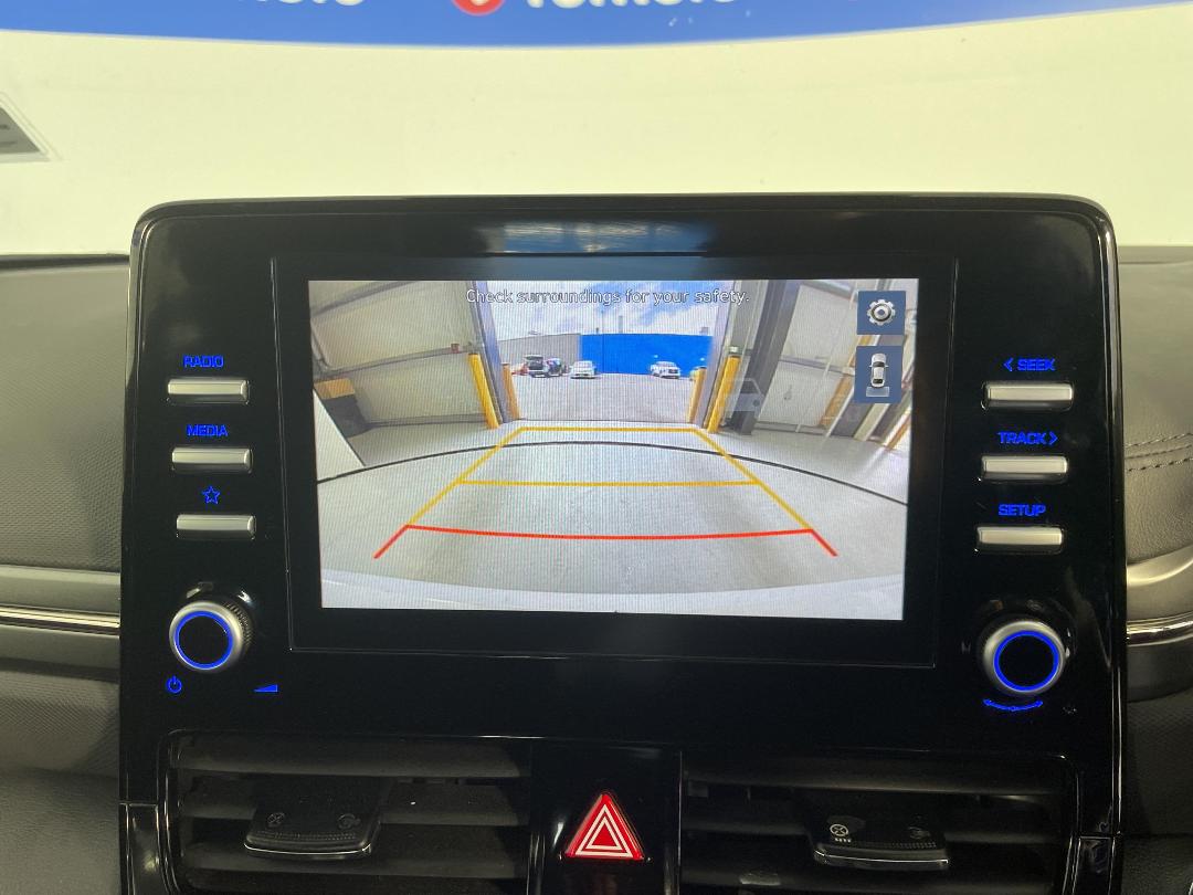 Photo '26' of Hyundai Ioniq Photo '26' of Hyundai Ioniq