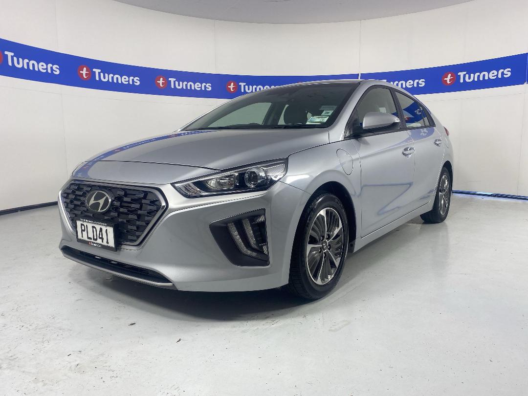 Photo '4' of Hyundai Ioniq Photo '4' of Hyundai Ioniq