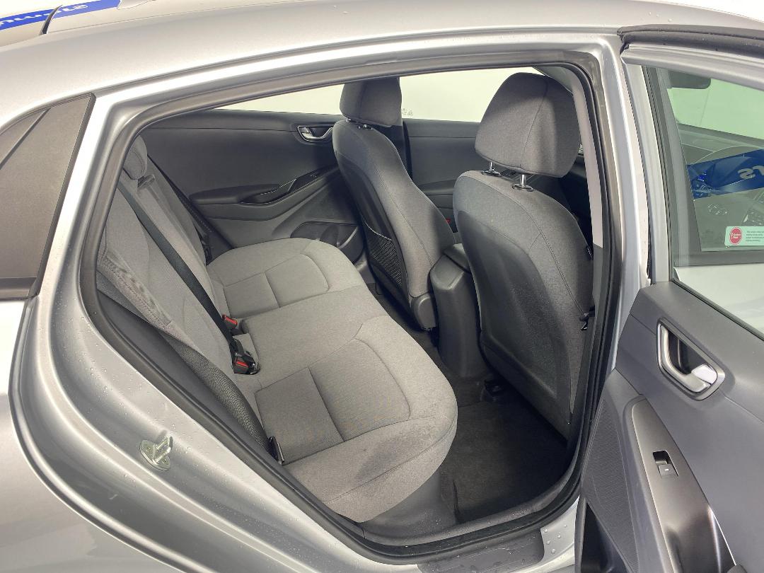 Photo '20' of Hyundai Ioniq