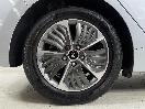 Thumbnail '12' of Hyundai Ioniq