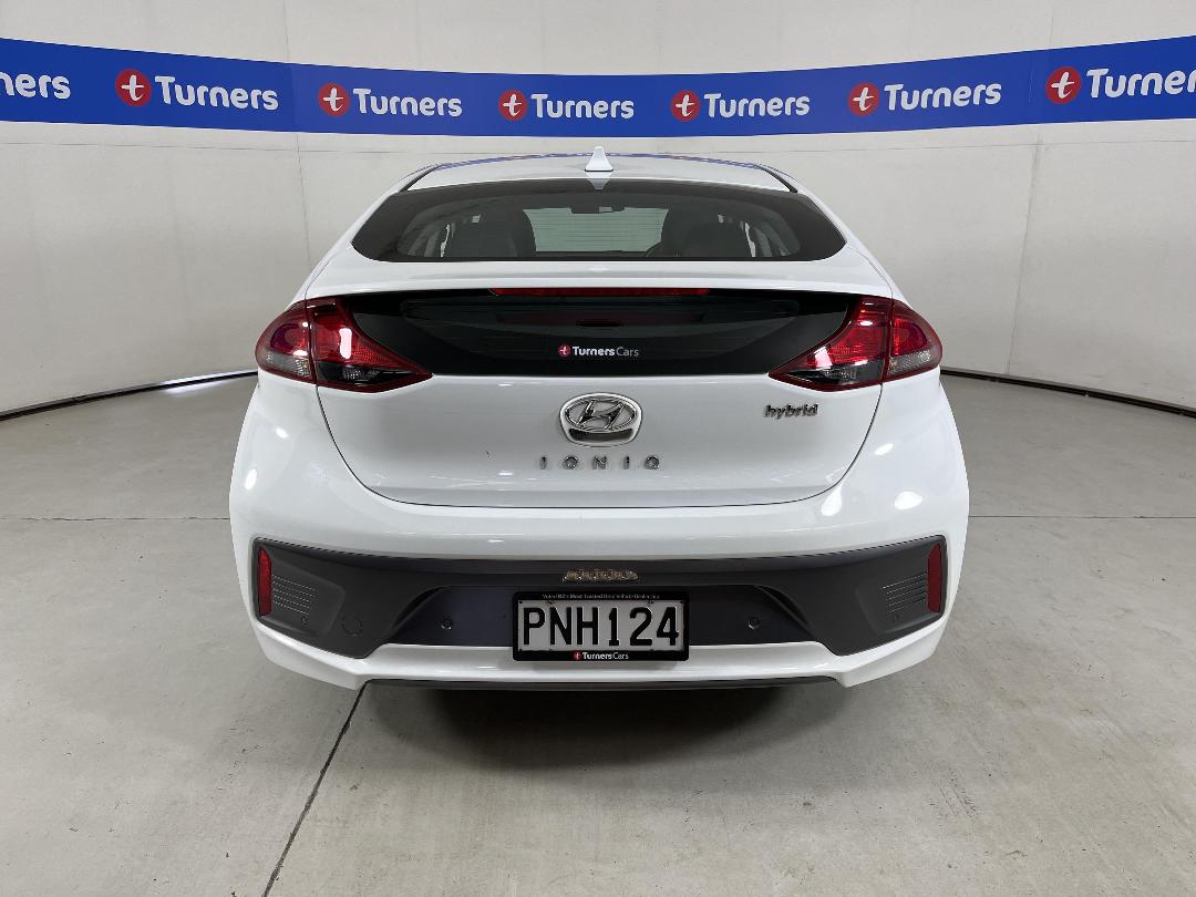 Photo '6' of Hyundai Ioniq Photo '6' of Hyundai Ioniq