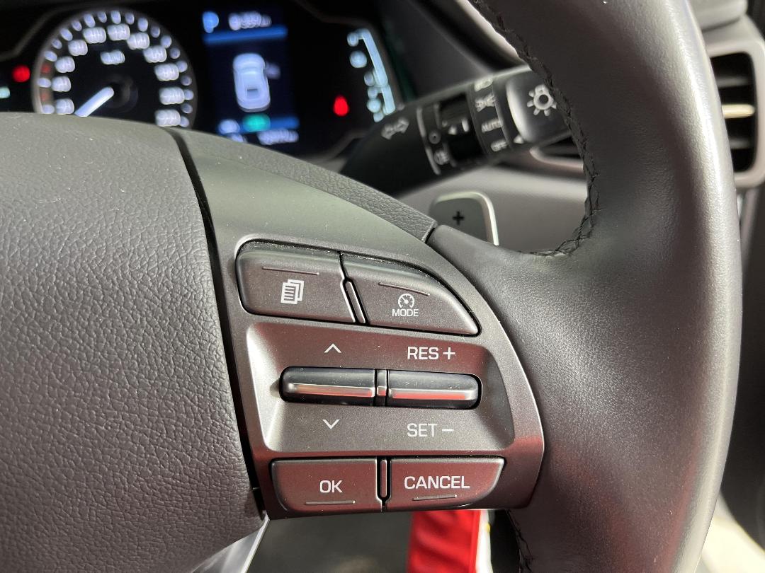 Photo '25' of Hyundai Ioniq Photo '25' of Hyundai Ioniq