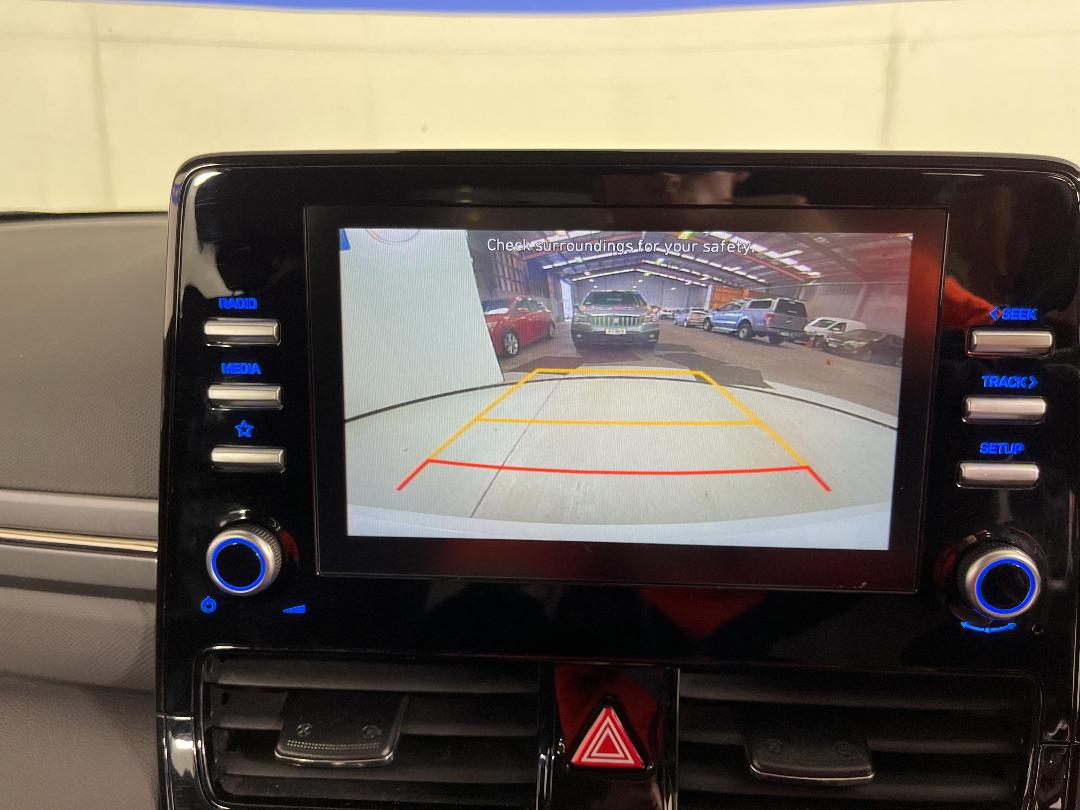 Photo '27' of Hyundai Ioniq Photo '27' of Hyundai Ioniq