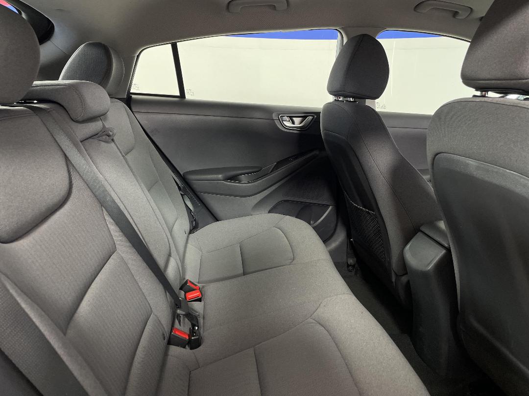 Photo '20' of Hyundai Ioniq