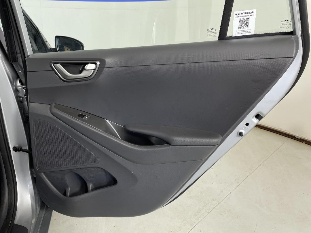 Photo '19' of Hyundai Ioniq