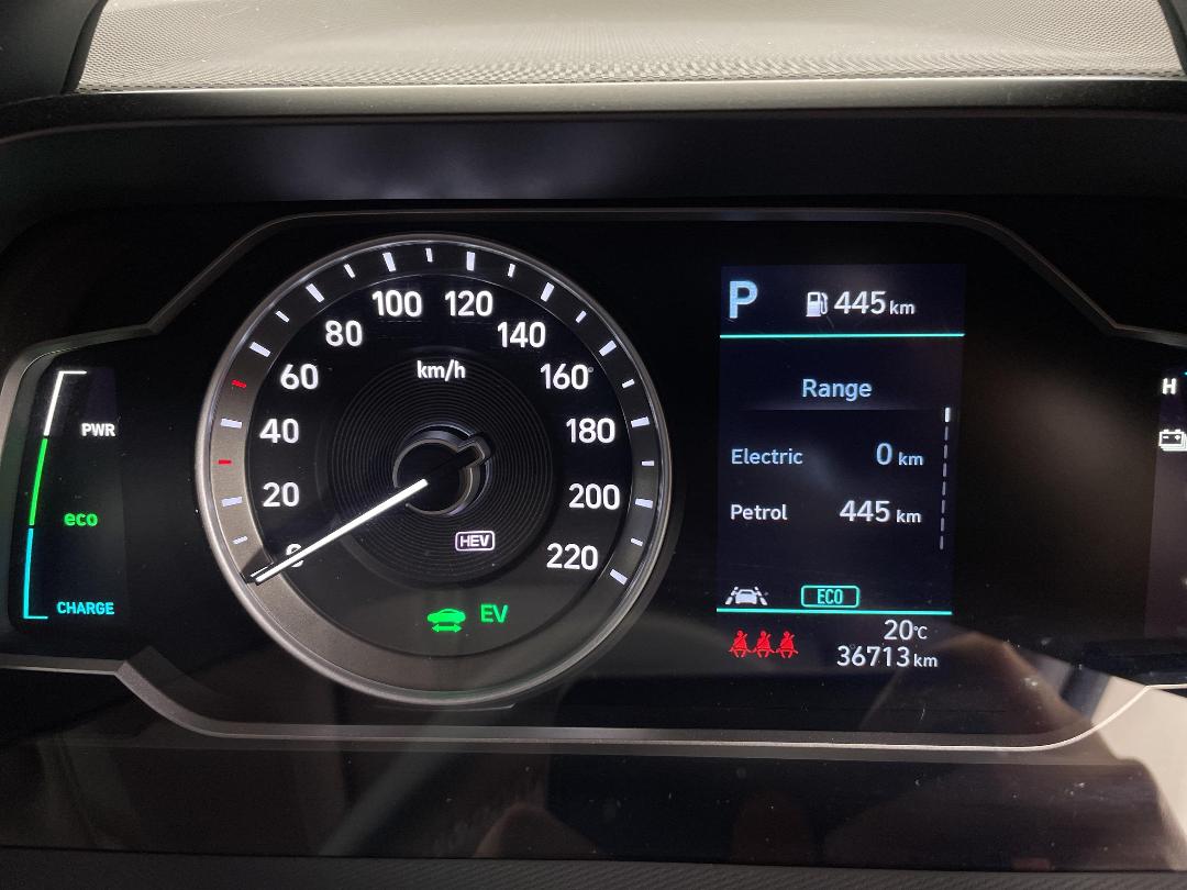 Photo '21' of Hyundai Ioniq Photo '21' of Hyundai Ioniq