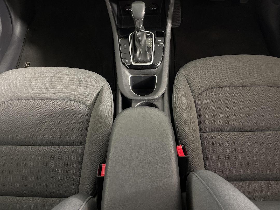 Photo '18' of Hyundai Ioniq Photo '18' of Hyundai Ioniq