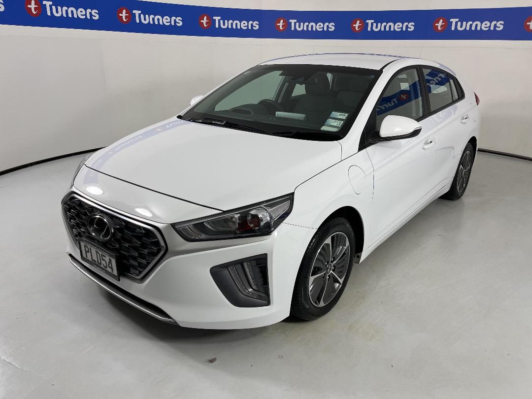Photo '4' of Hyundai Ioniq Photo '4' of Hyundai Ioniq