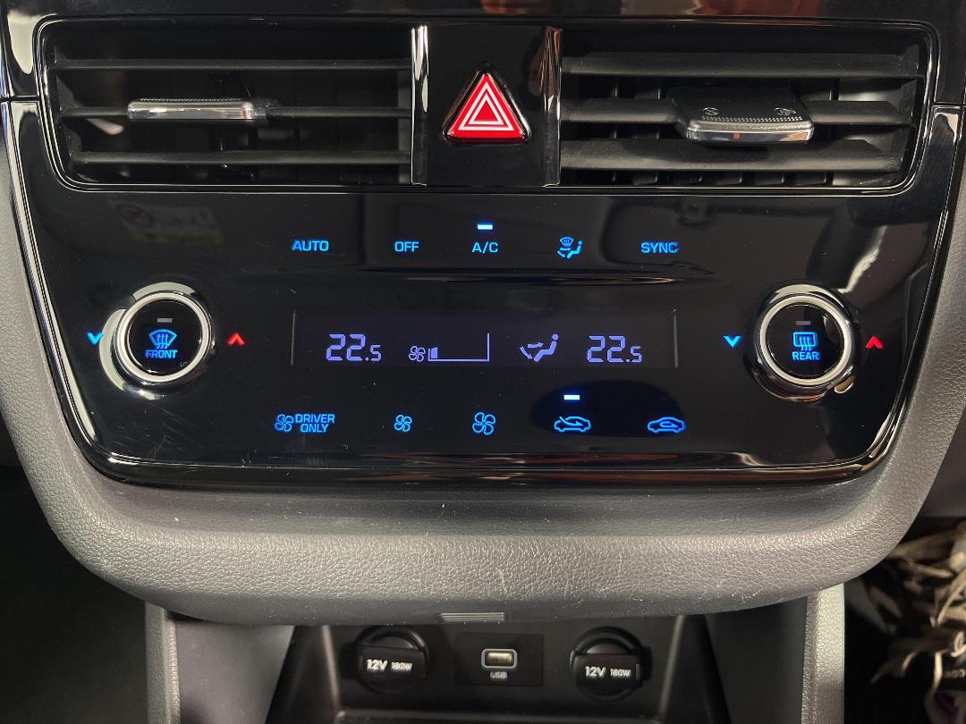 Photo '28' of Hyundai Ioniq Photo '28' of Hyundai Ioniq