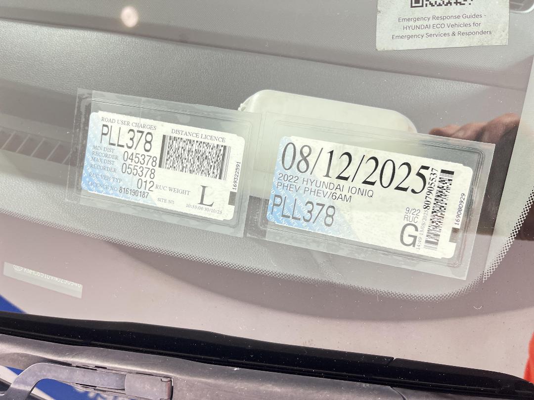 Photo '24' of Hyundai Ioniq Photo '24' of Hyundai Ioniq