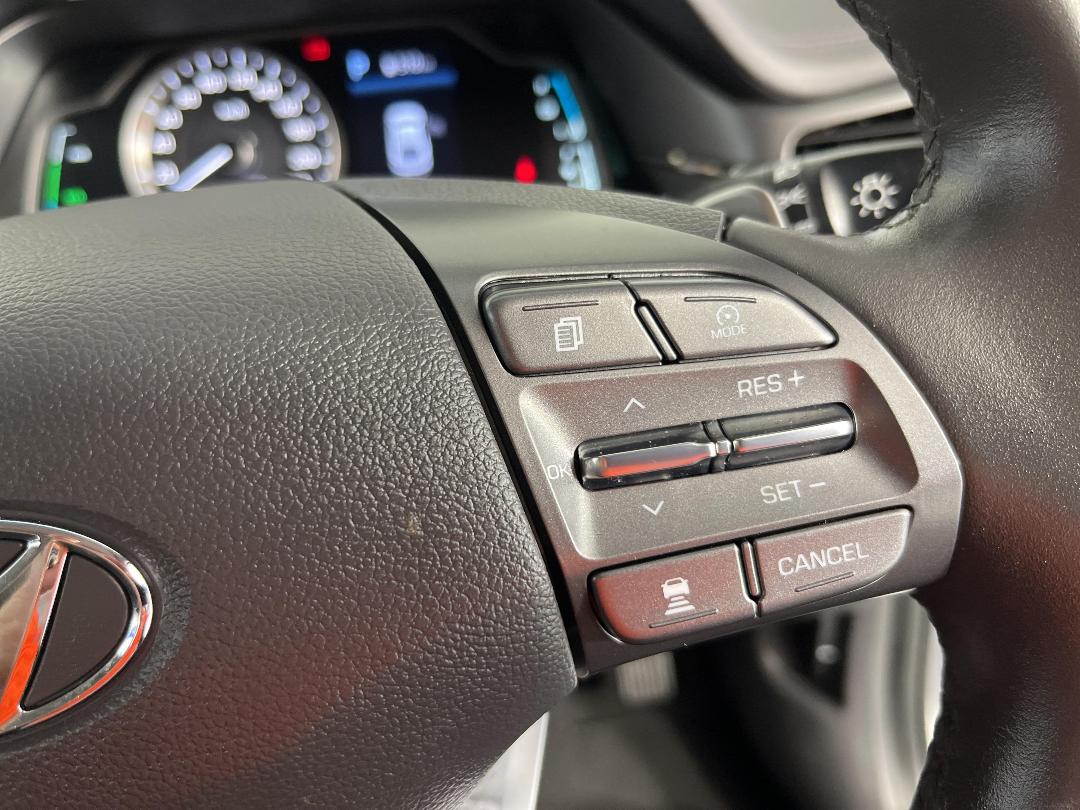 Photo '26' of Hyundai Ioniq Photo '26' of Hyundai Ioniq