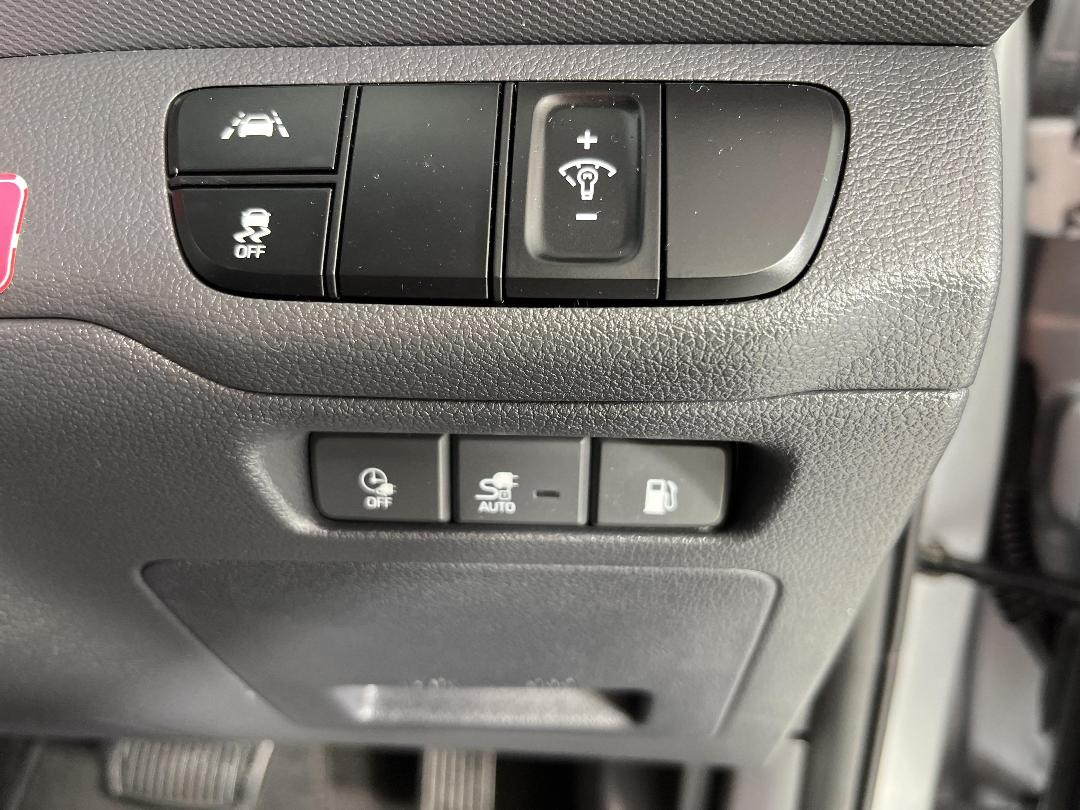 Photo '28' of Hyundai Ioniq Photo '28' of Hyundai Ioniq