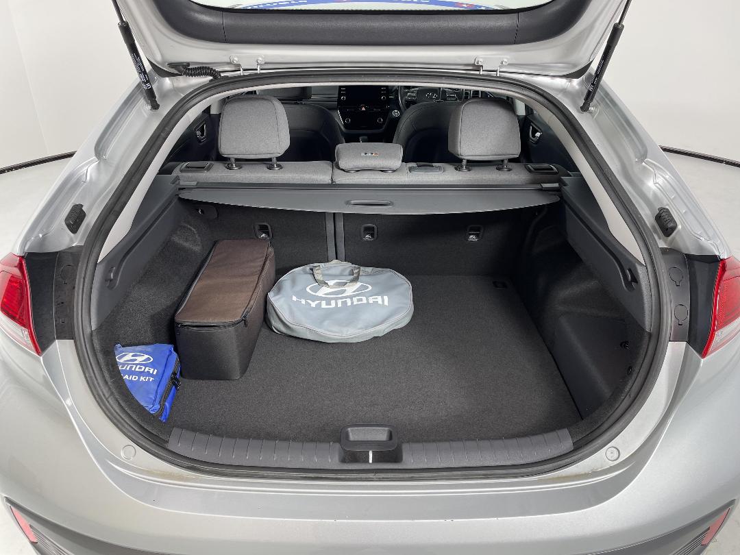 Photo '14' of Hyundai Ioniq