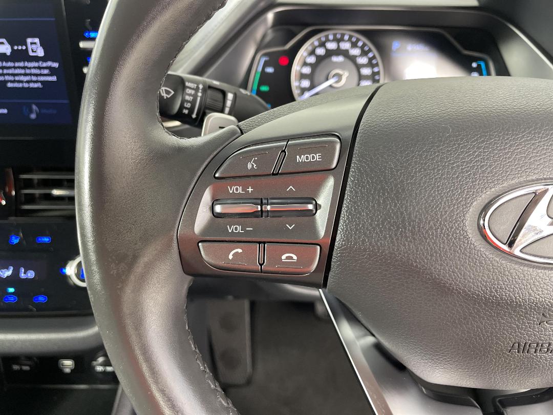 Photo '23' of Hyundai Ioniq