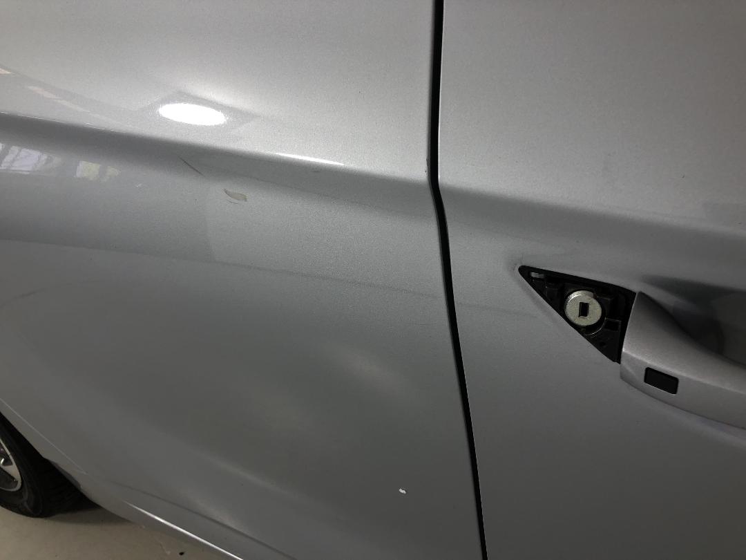 Photo '23' of Hyundai Ioniq Photo '23' of Hyundai Ioniq