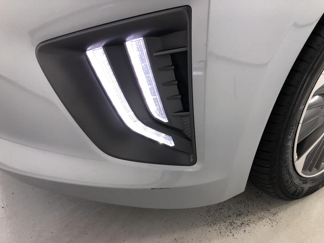 Photo '25' of Hyundai Ioniq Photo '25' of Hyundai Ioniq