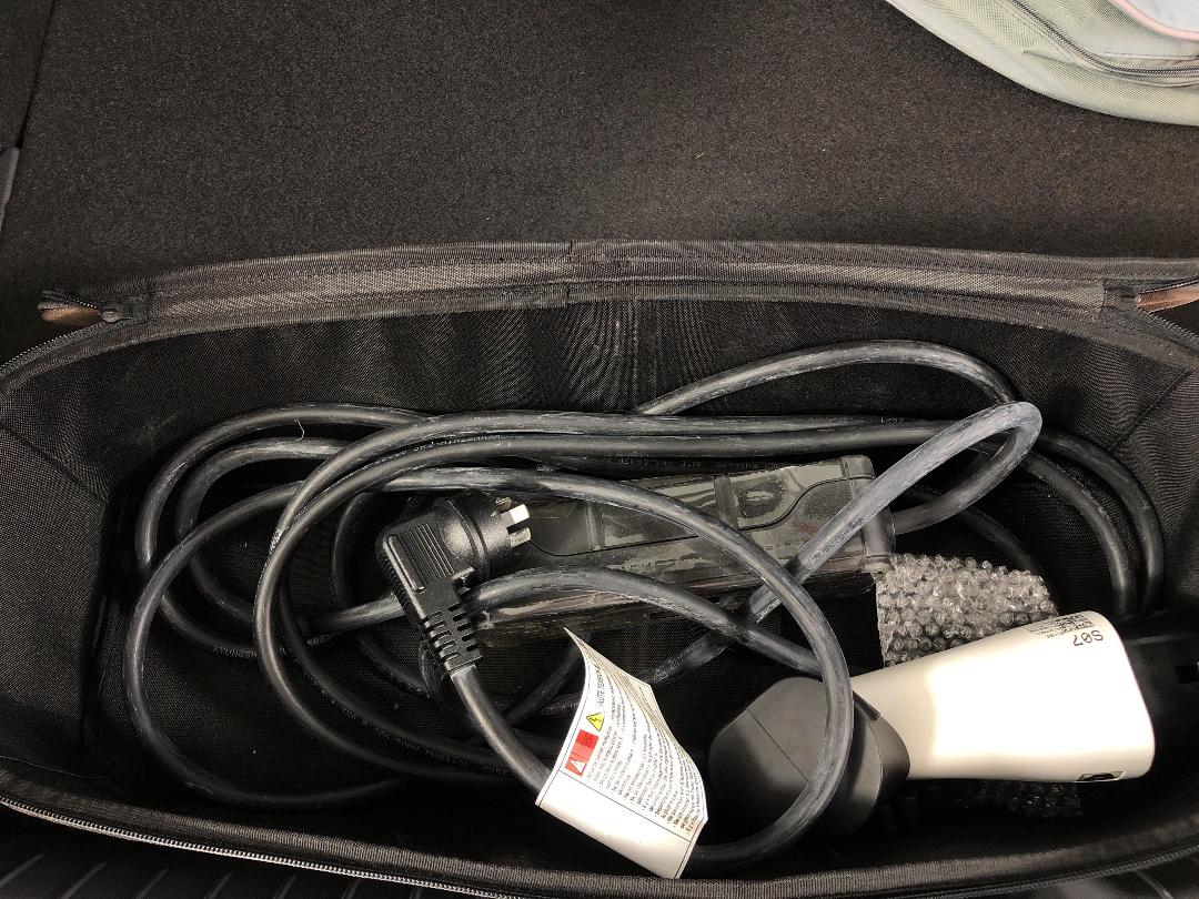 Photo '29' of Hyundai Ioniq Photo '29' of Hyundai Ioniq