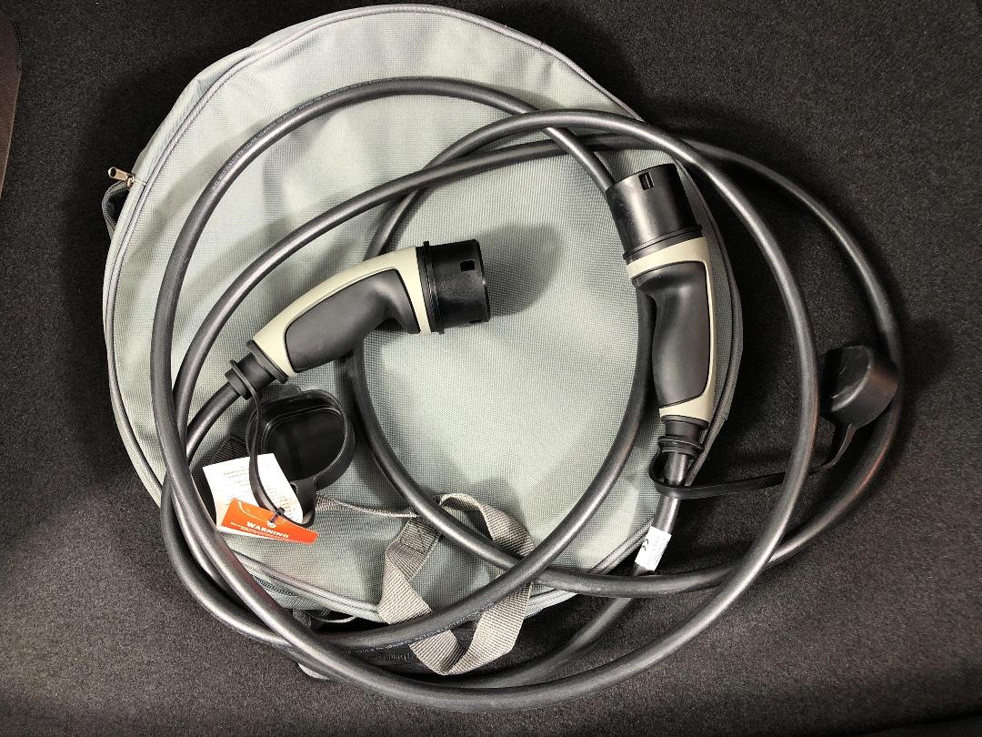 Photo '28' of Hyundai Ioniq Photo '28' of Hyundai Ioniq