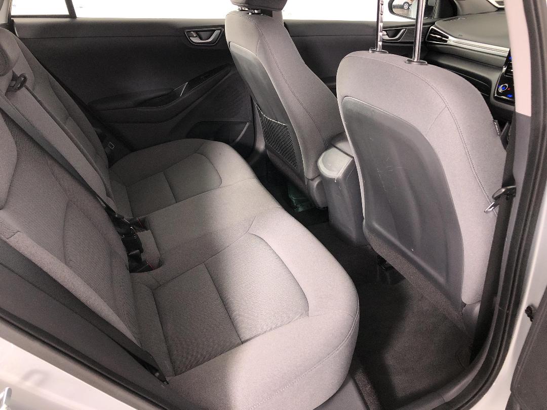 Photo '20' of Hyundai Ioniq