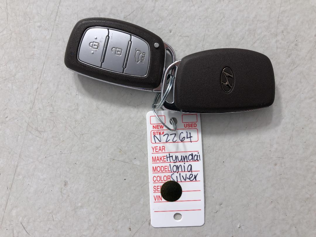 Photo '22' of Hyundai Ioniq