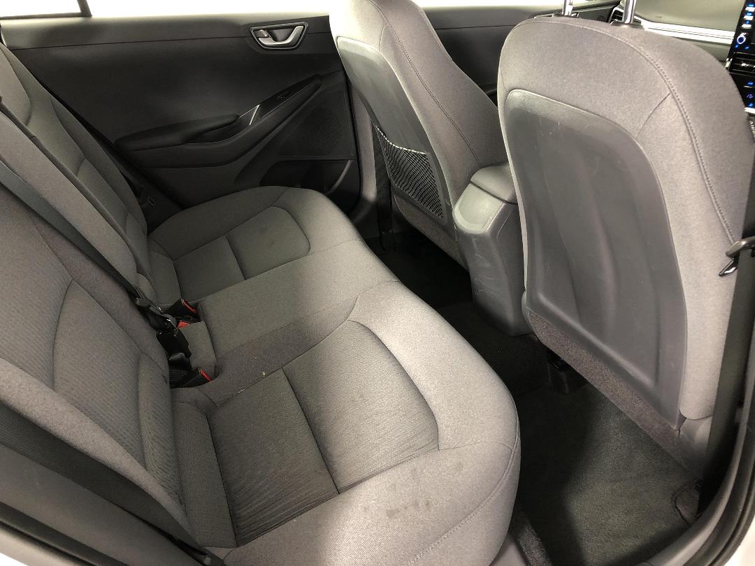 Photo '20' of Hyundai Ioniq