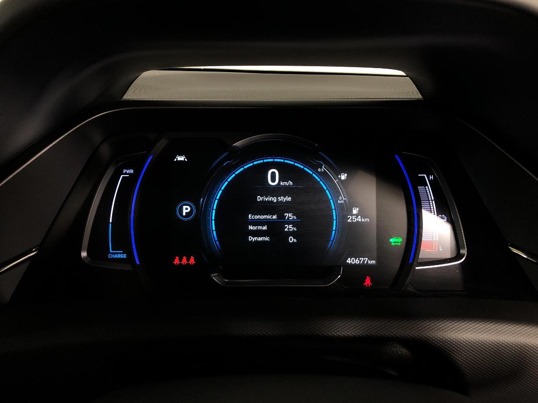 Photo '21' of Hyundai Ioniq