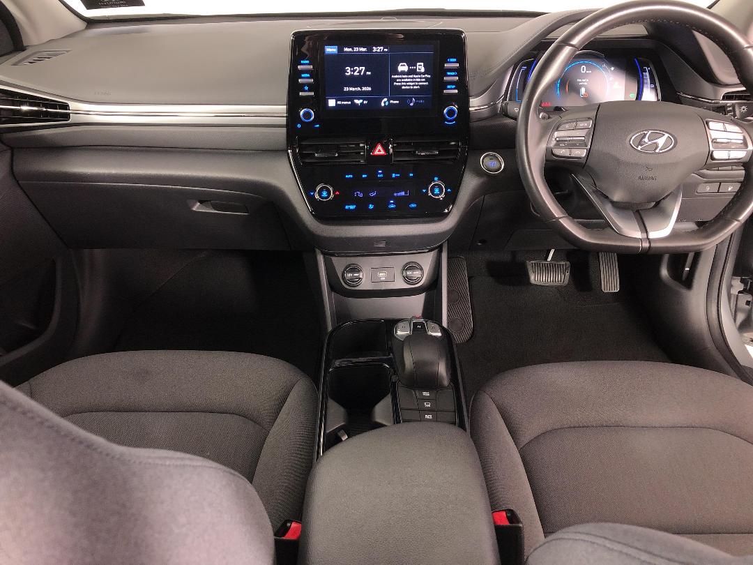 Photo '17' of Hyundai Ioniq