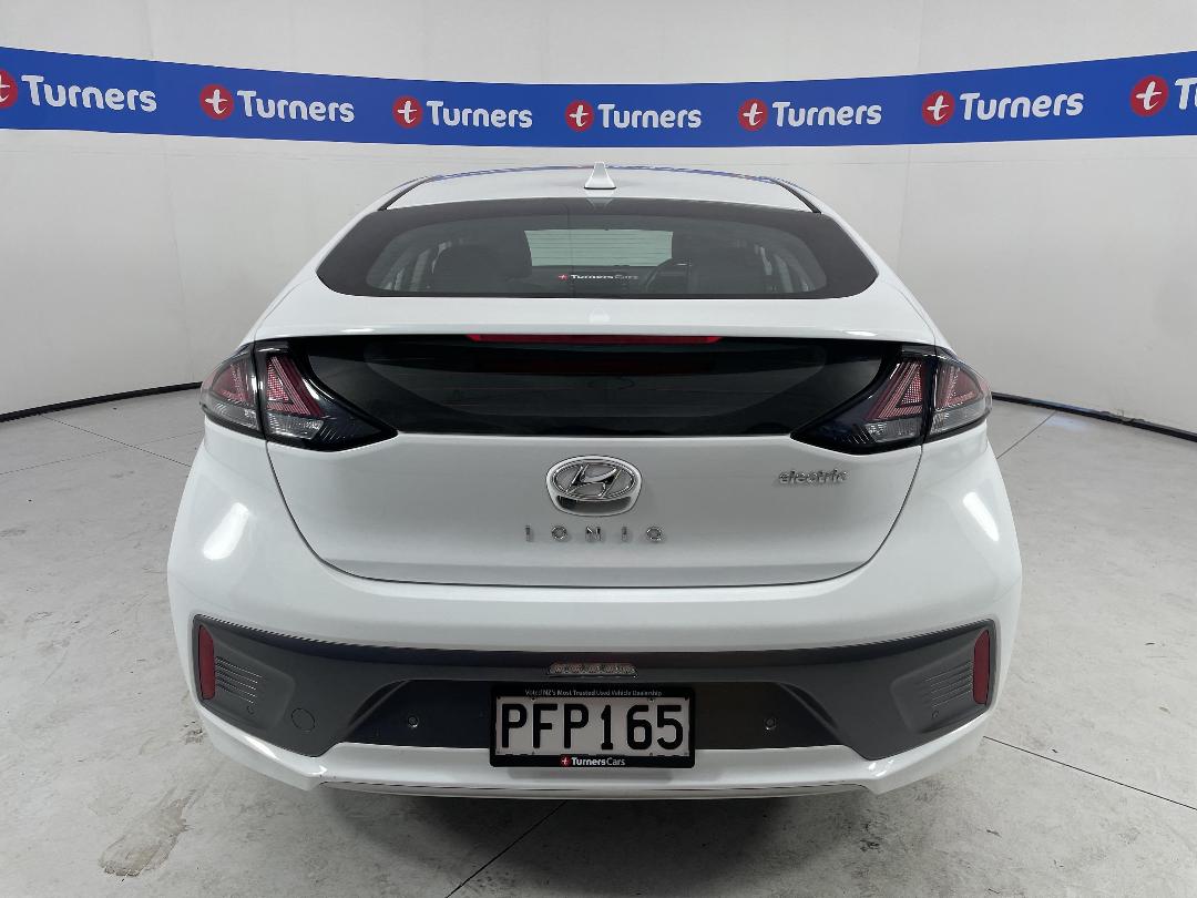 Photo '6' of Hyundai Ioniq Photo '6' of Hyundai Ioniq