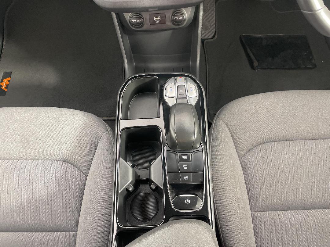 Photo '18' of Hyundai Ioniq Photo '18' of Hyundai Ioniq