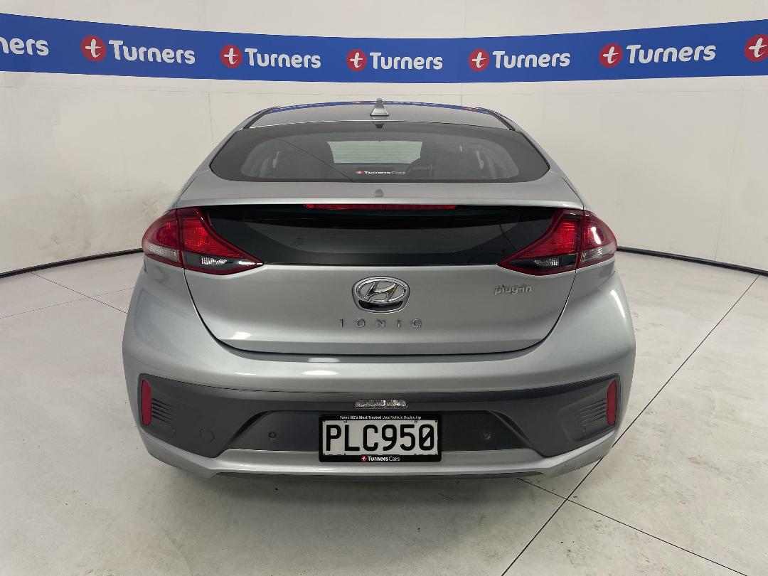 Photo '6' of Hyundai Ioniq